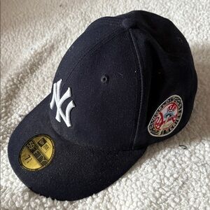 New era 7 3/8 size yankee fitted with World Series badge patch 1949 vintage